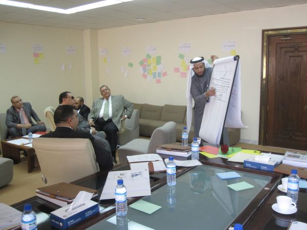 د. محمد العامري يقدم برنامجًا تدريبيًا متميزًا بعنوان: "إدارة العقل للتغلب على ضغوط العمل" للقضاة بمحكمة استئناف مدينة العين